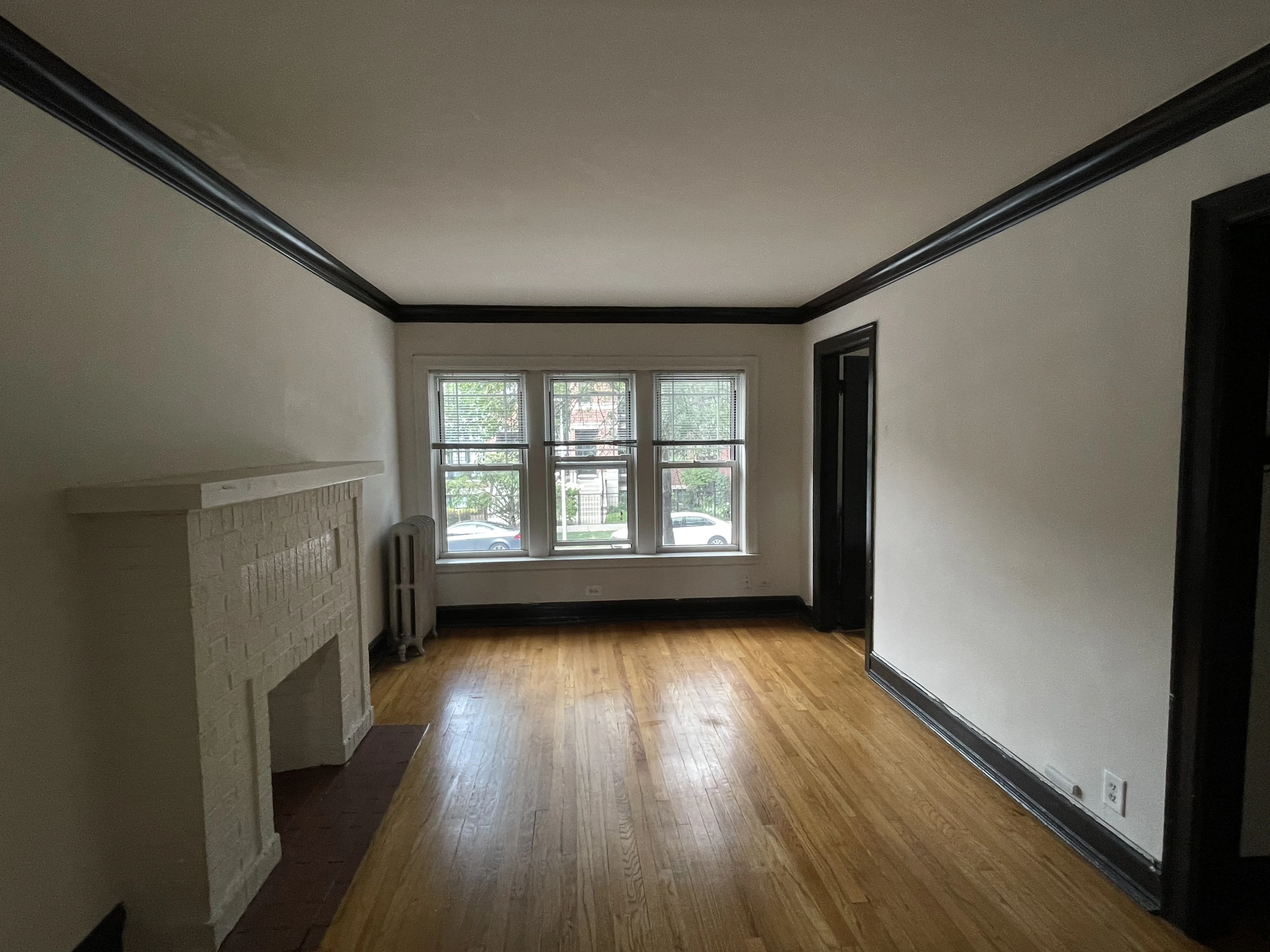 3657 N RACINE AVE 60613-Waveland Apartments-unit#01-Chicago-IL