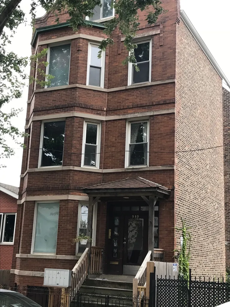 939 W 34TH ST 60608-Thirty Fourth Street Apartments-unit#01R-Chicago-IL
