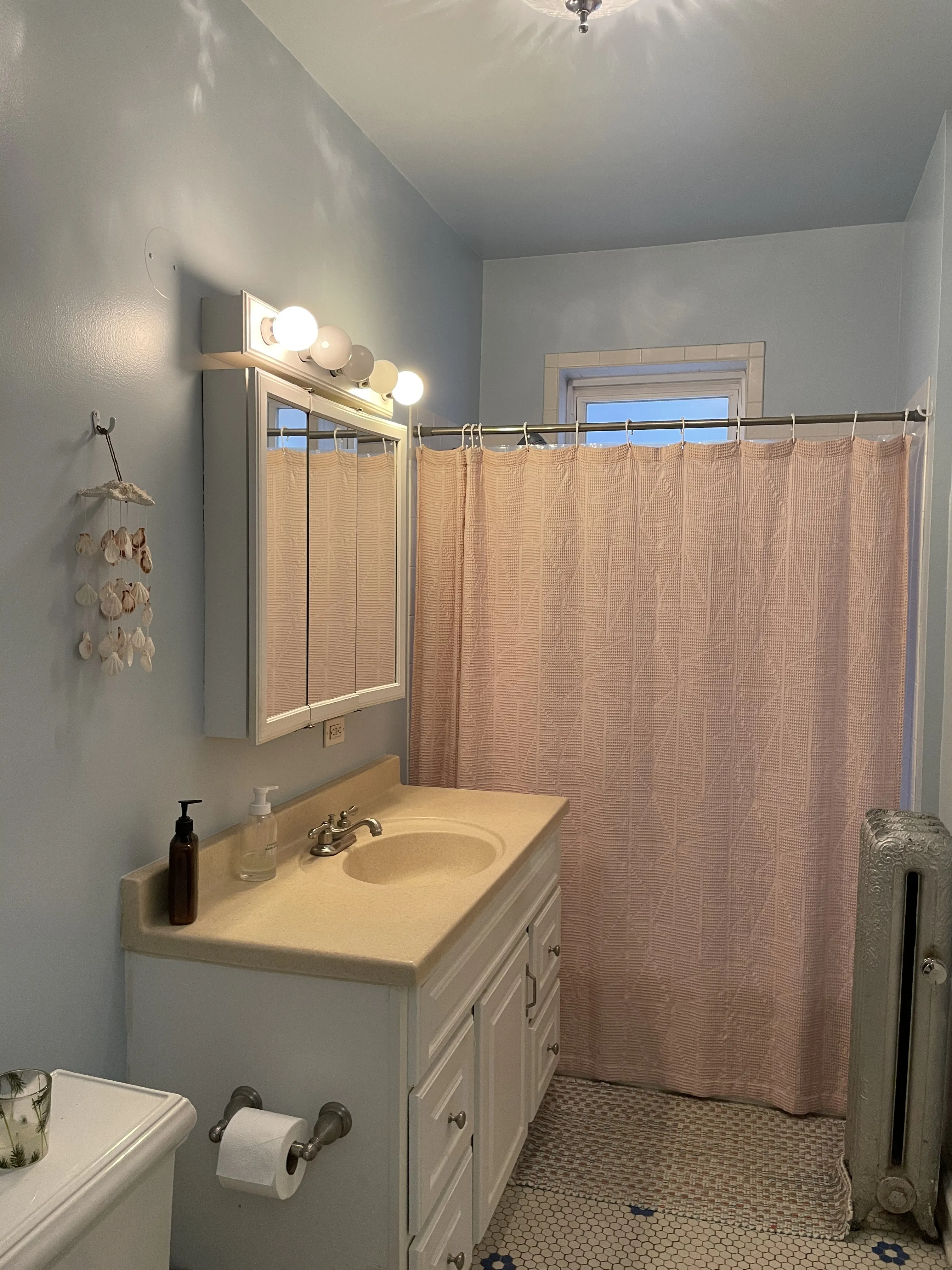 1468 W WINNEMAC AVE 60640-Winnemac-unit#1E-Chicago-IL