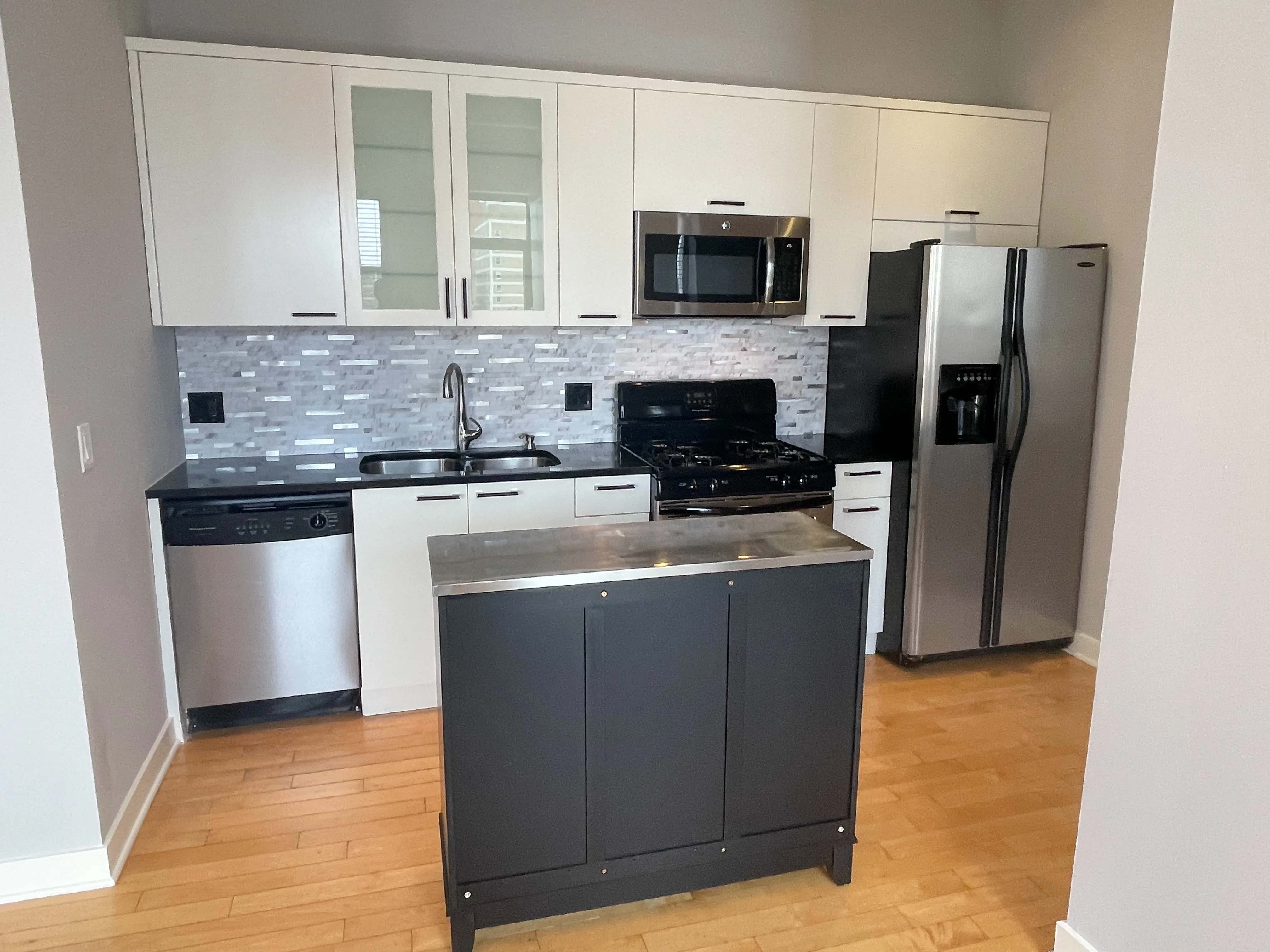 811 W EASTWOOD AVE 60640-Eastwood By the Lake Condos-unit#A607-Chicago-IL