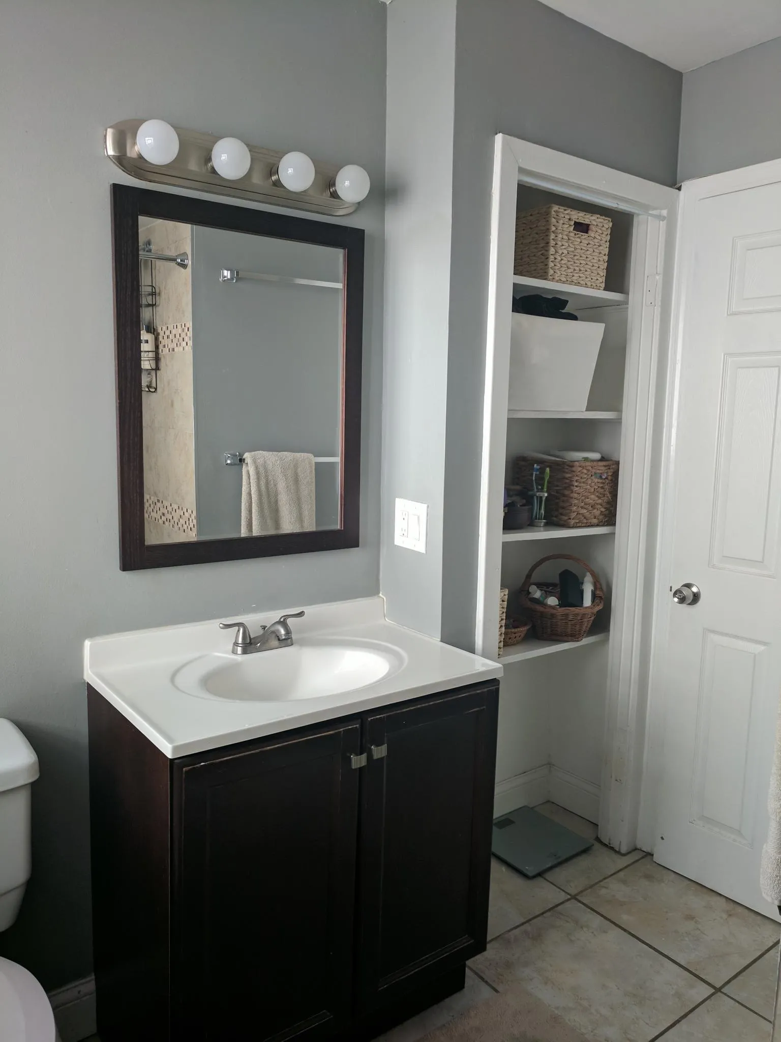 1615 N WHIPPLE ST 60647-unit#001-Chicago-IL