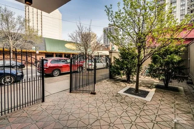 607 W WRIGHTWOOD AVE 60614-unit#414-Chicago-IL