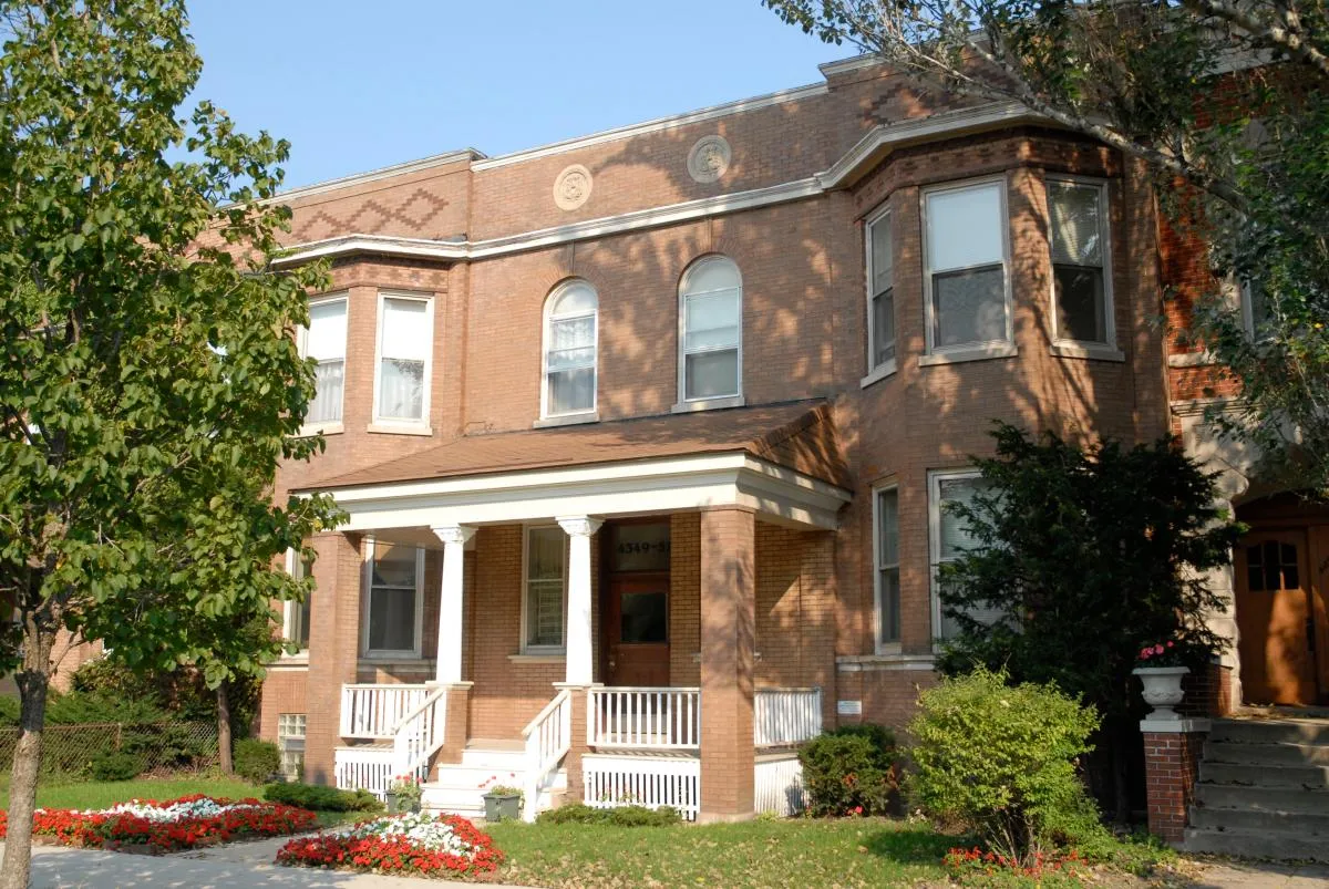 4351 N HERMITAGE AVE 60613-unit#2N-Chicago-IL