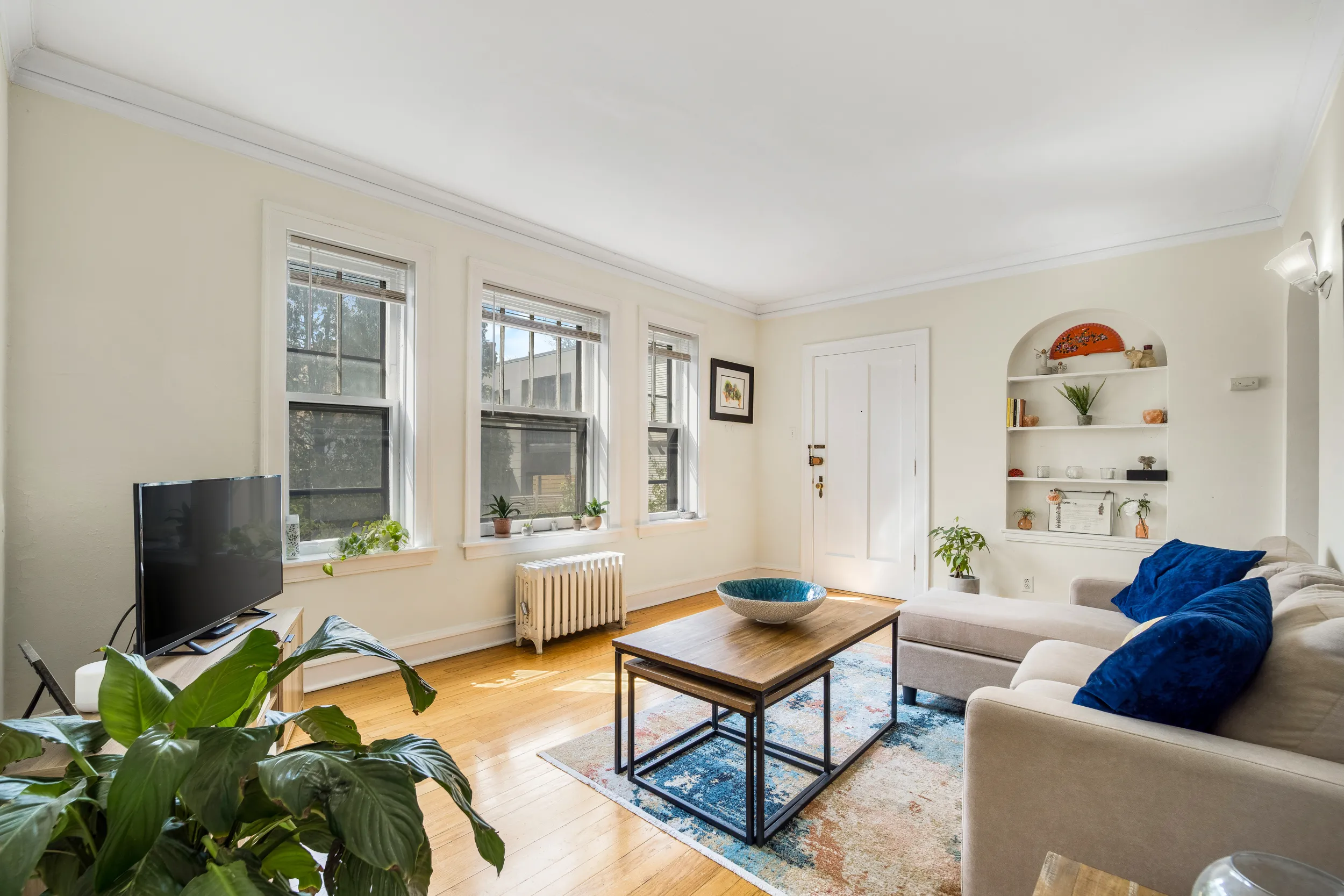 4891 N HERMITAGE AVE 60640-Ravenswood Gem-unit#1C-Chicago-IL
