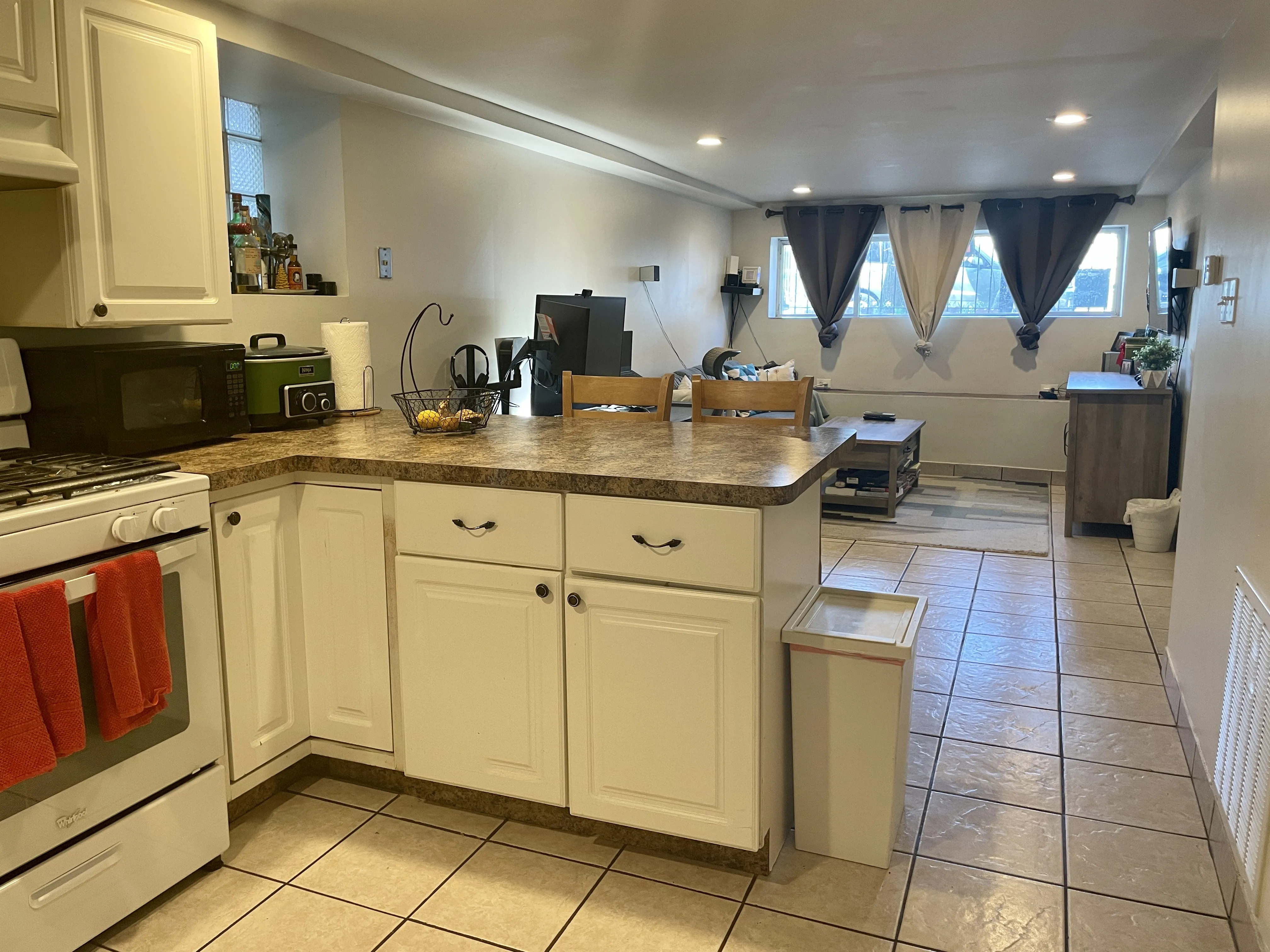 2021 N ALBANY AVE 60647-unit#GARD-Chicago-IL
