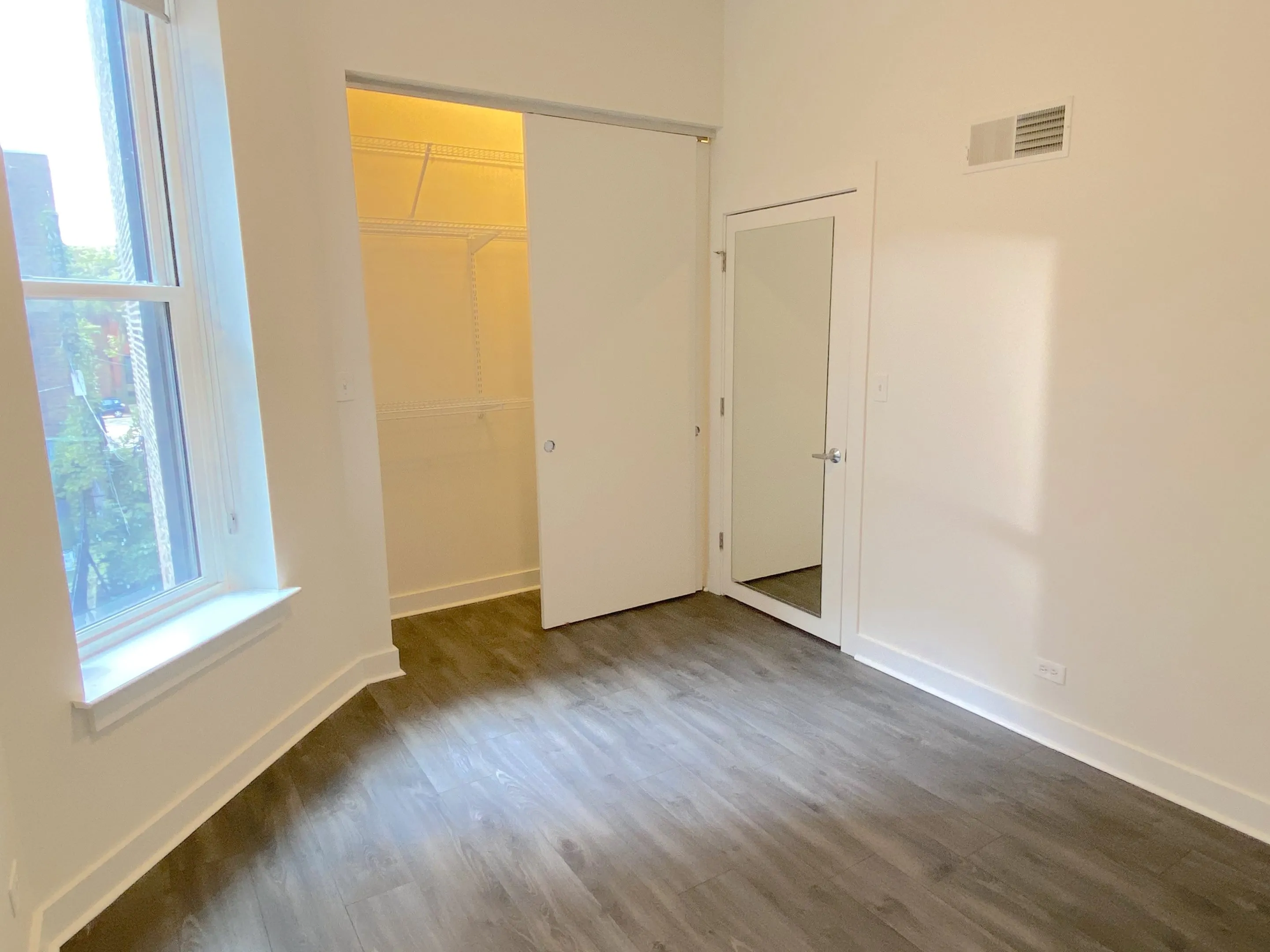 1760 N CLARK ST 60614-The Clark Apartments-unit#3S-Chicago-IL