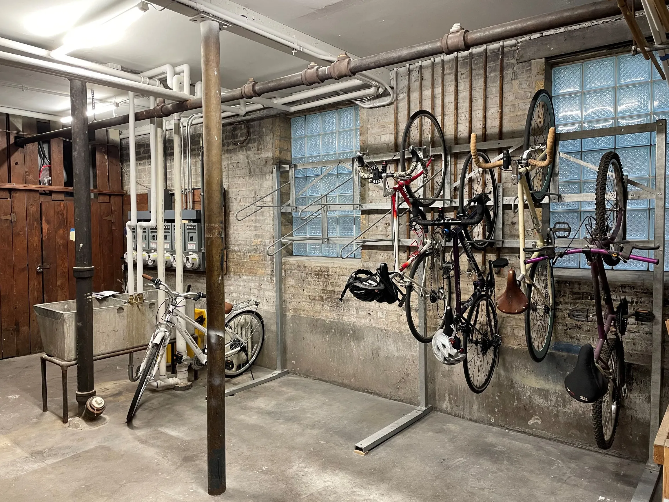 1973 W FARRAGUT AVE 60640-unit#3W-Chicago-IL