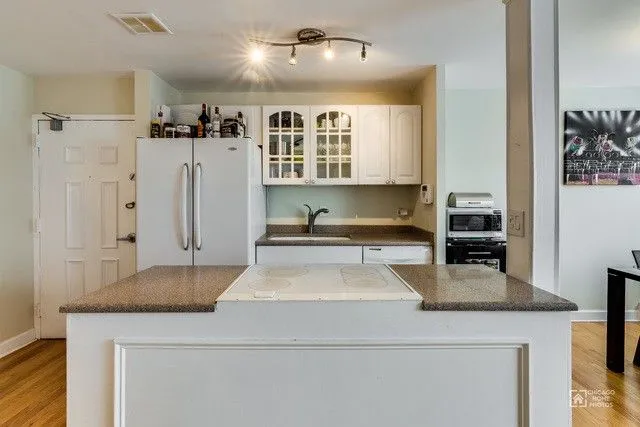 607 W WRIGHTWOOD AVE 60614-unit#414-Chicago-IL