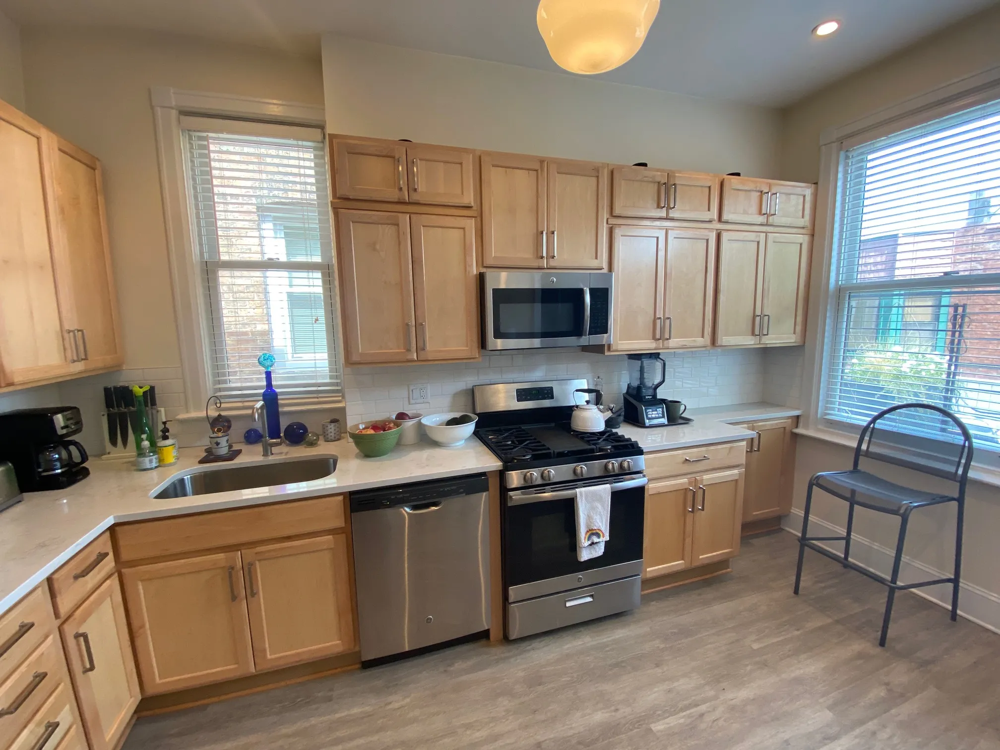 4351 N HERMITAGE AVE 60613-unit#2N-Chicago-IL