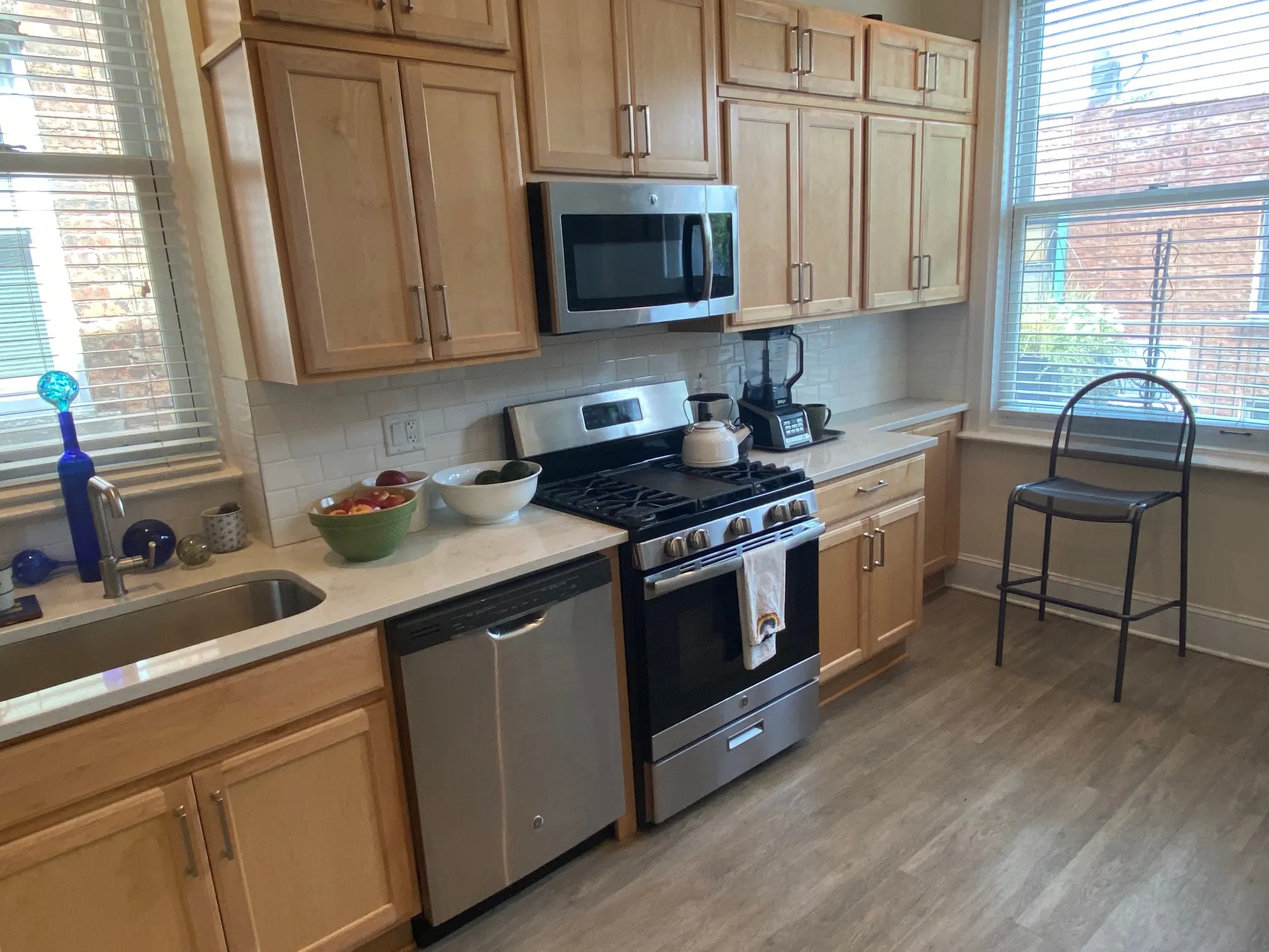 4351 N HERMITAGE AVE 60613-unit#2N-Chicago-IL