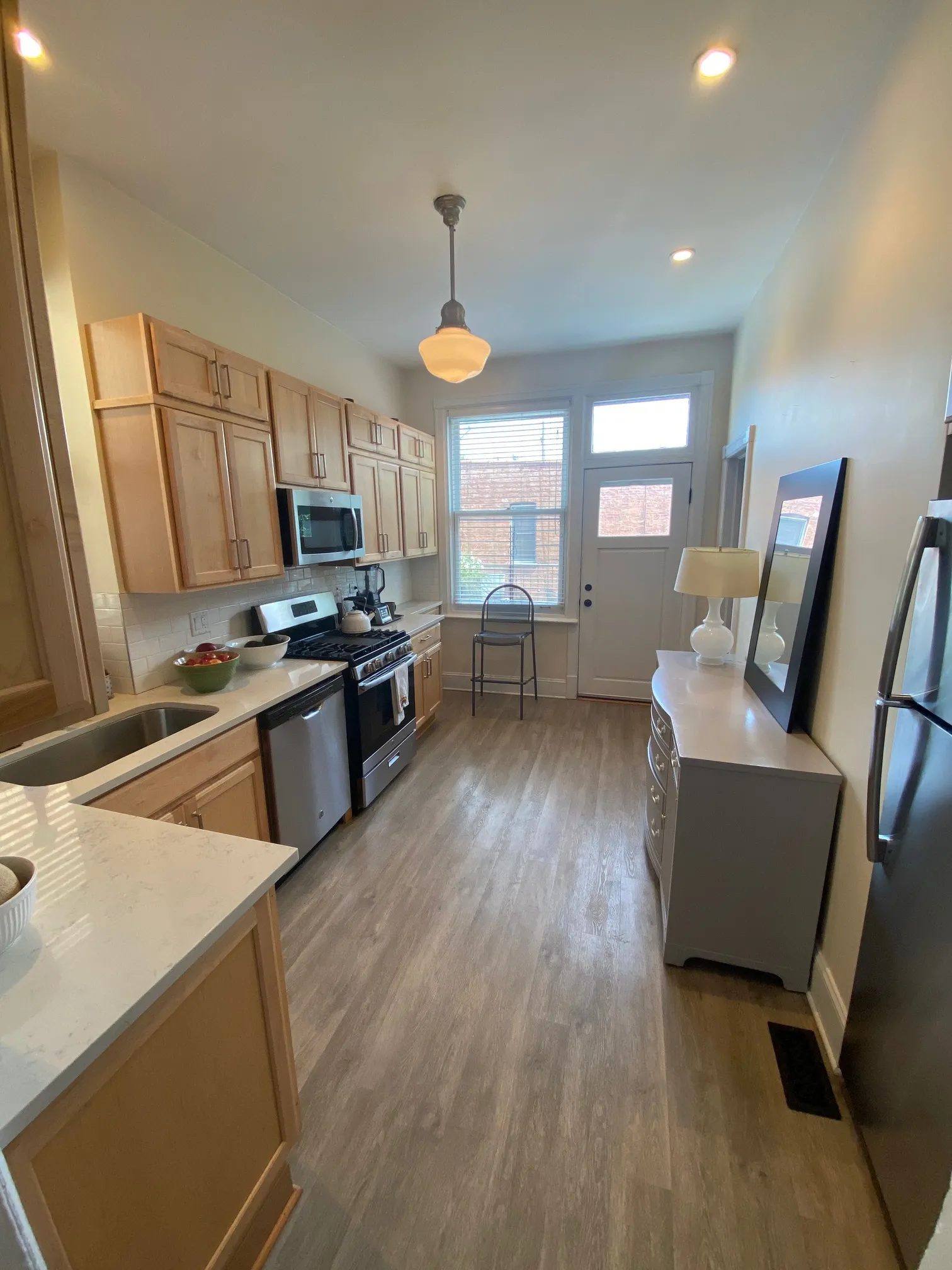 4351 N HERMITAGE AVE 60613-unit#2N-Chicago-IL