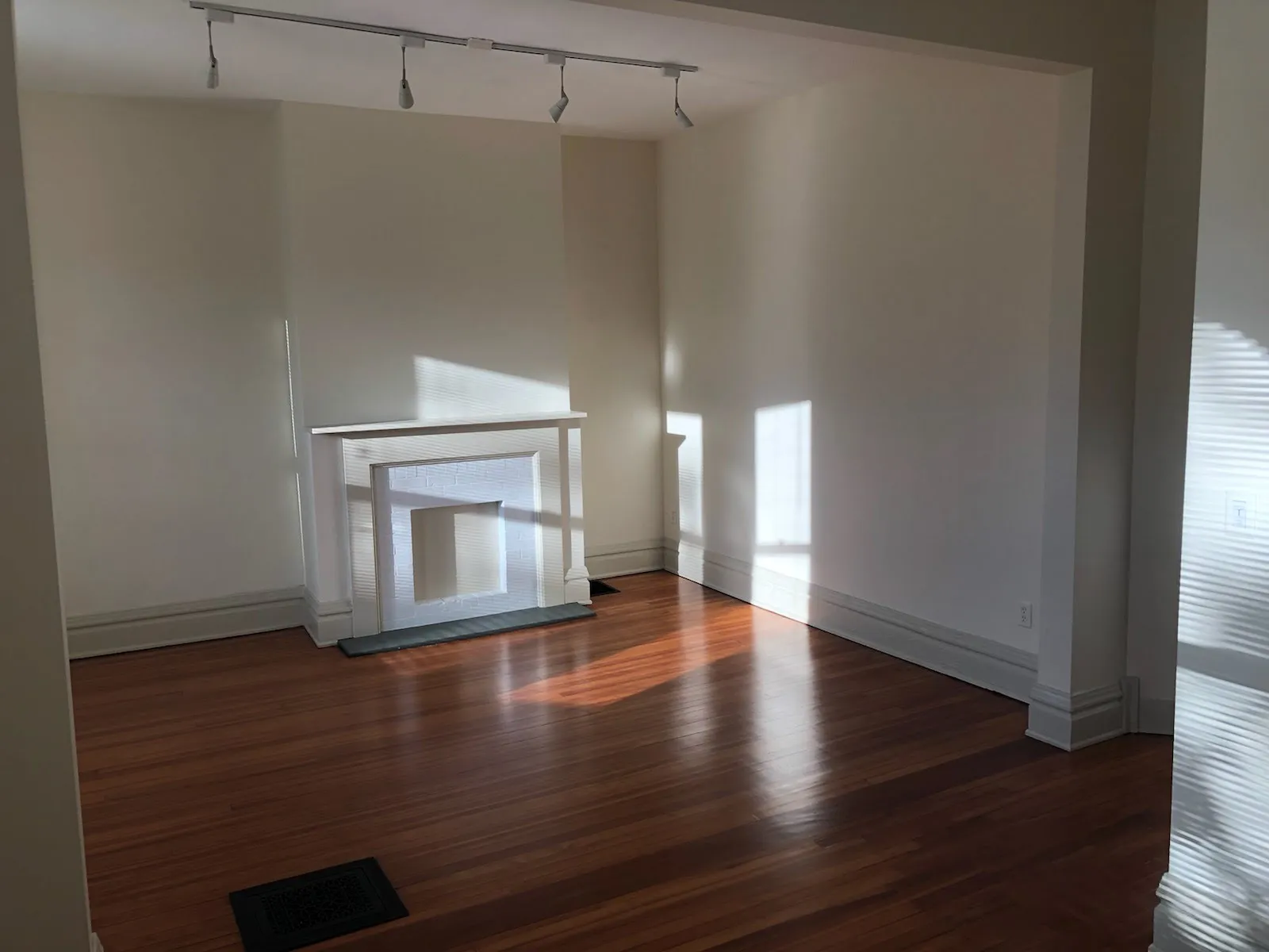 4351 N HERMITAGE AVE 60613-unit#2N-Chicago-IL