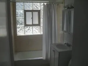 6970 N RIDGE BLVD 60645-unit#303-Chicago-IL