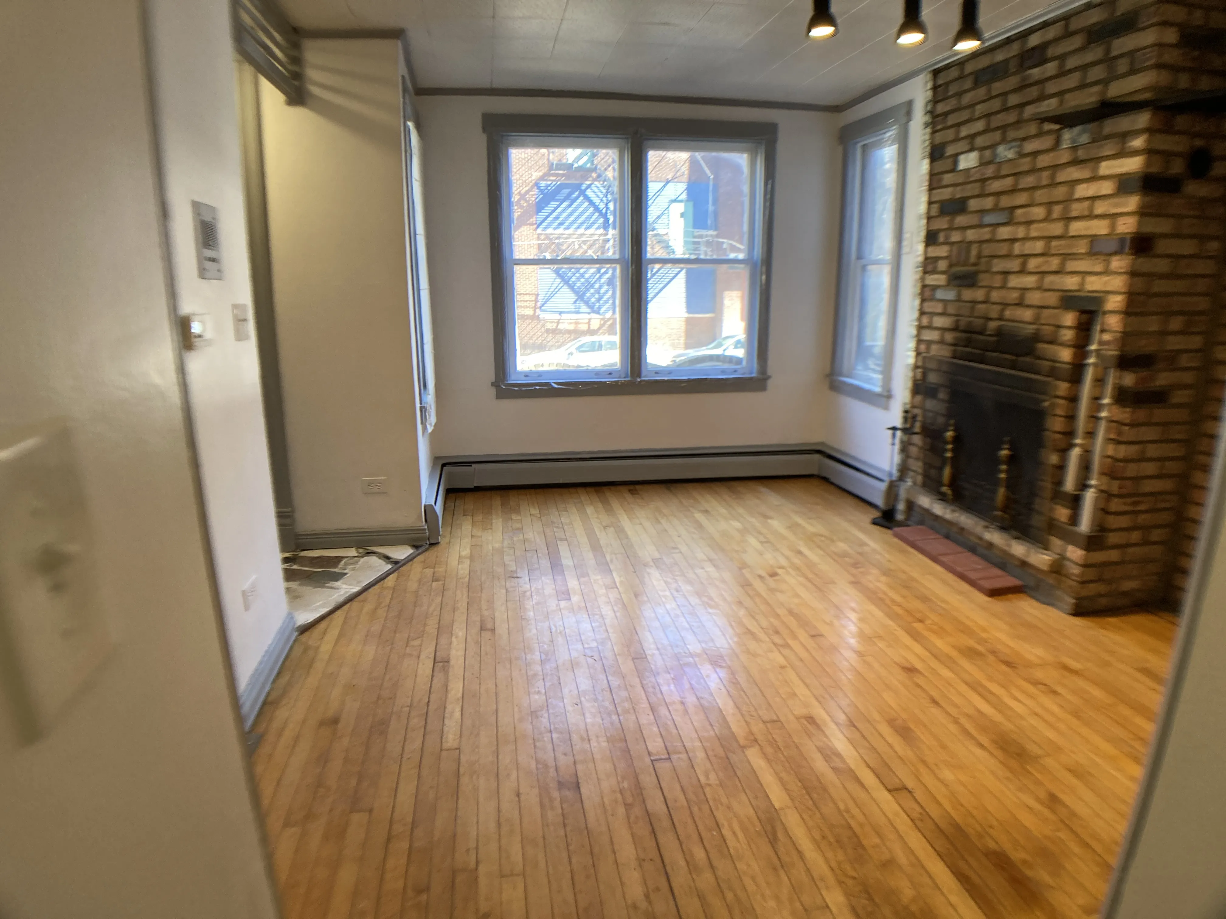1516 N SEDGWICK ST 60610-unit#1F-Chicago-IL