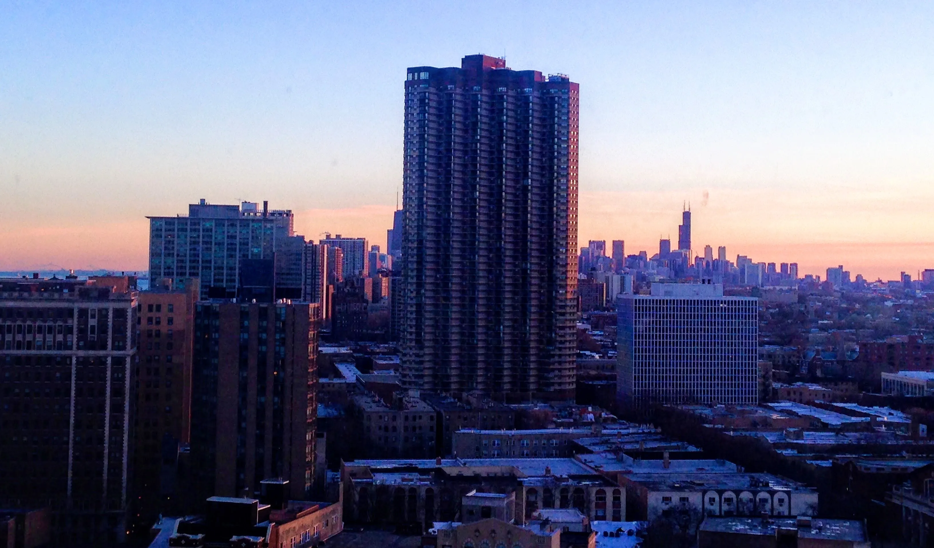 655 W IRVING PARK RD 60613-Park Place Tower-unit#2117-Chicago-IL