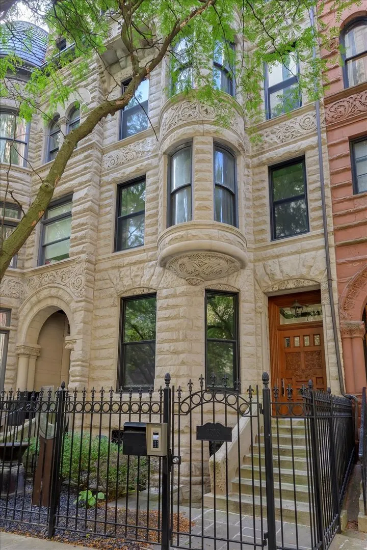 1318 N Astor St, , 60610, USA 60610-Chicago-IL