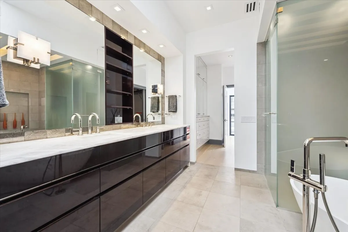 1318 N Astor St, , 60610, USA 60610-Chicago-IL