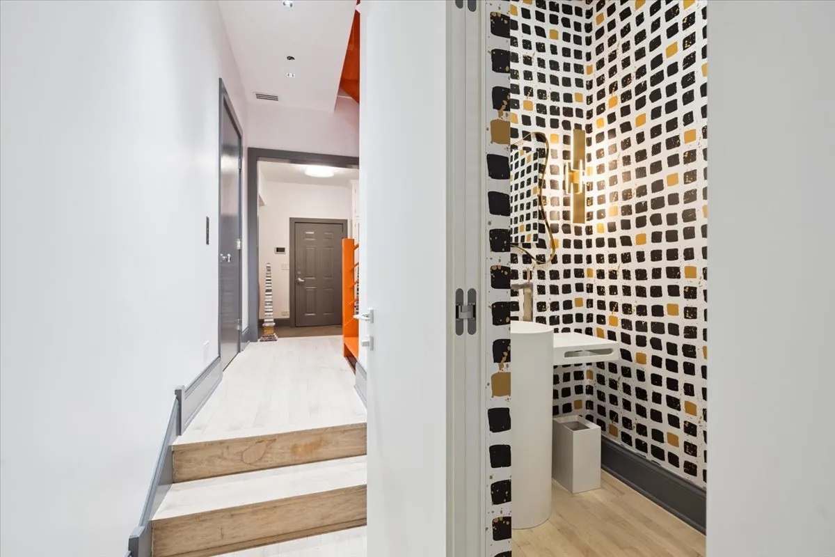 1318 N Astor St, , 60610, USA 60610-Chicago-IL