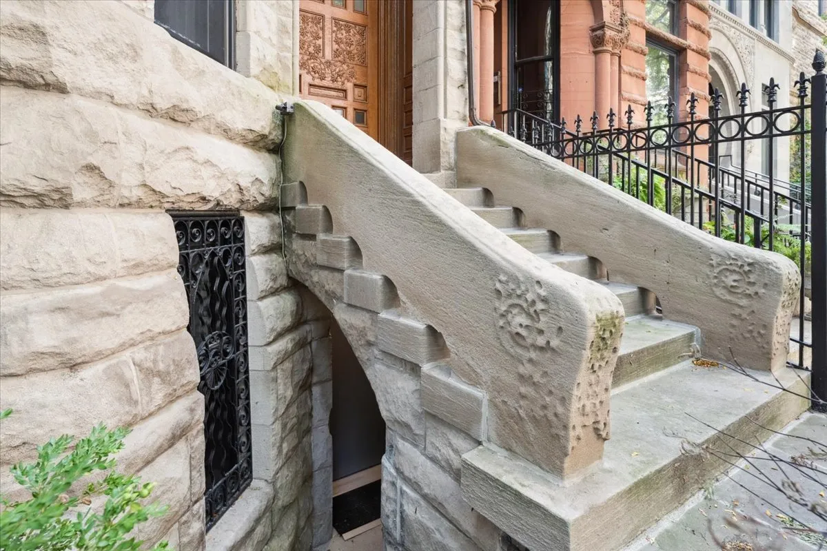 1318 N Astor St, , 60610, USA 60610-Chicago-IL