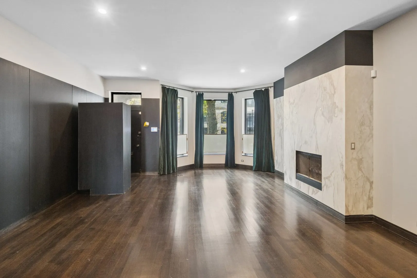 44 E Cedar St, , 60611, USA 60611-Chicago-IL
