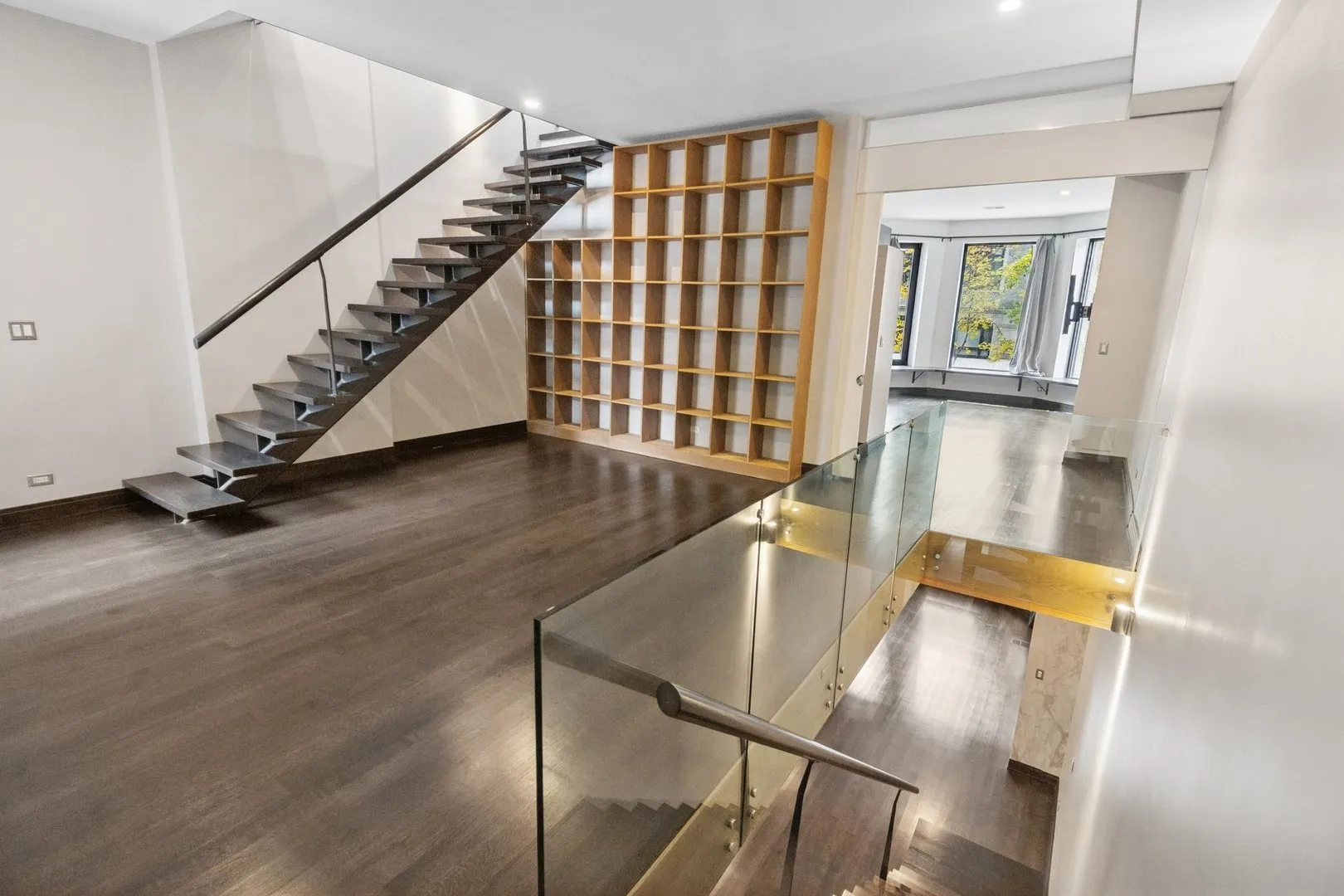 44 E Cedar St, , 60611, USA 60611-Chicago-IL