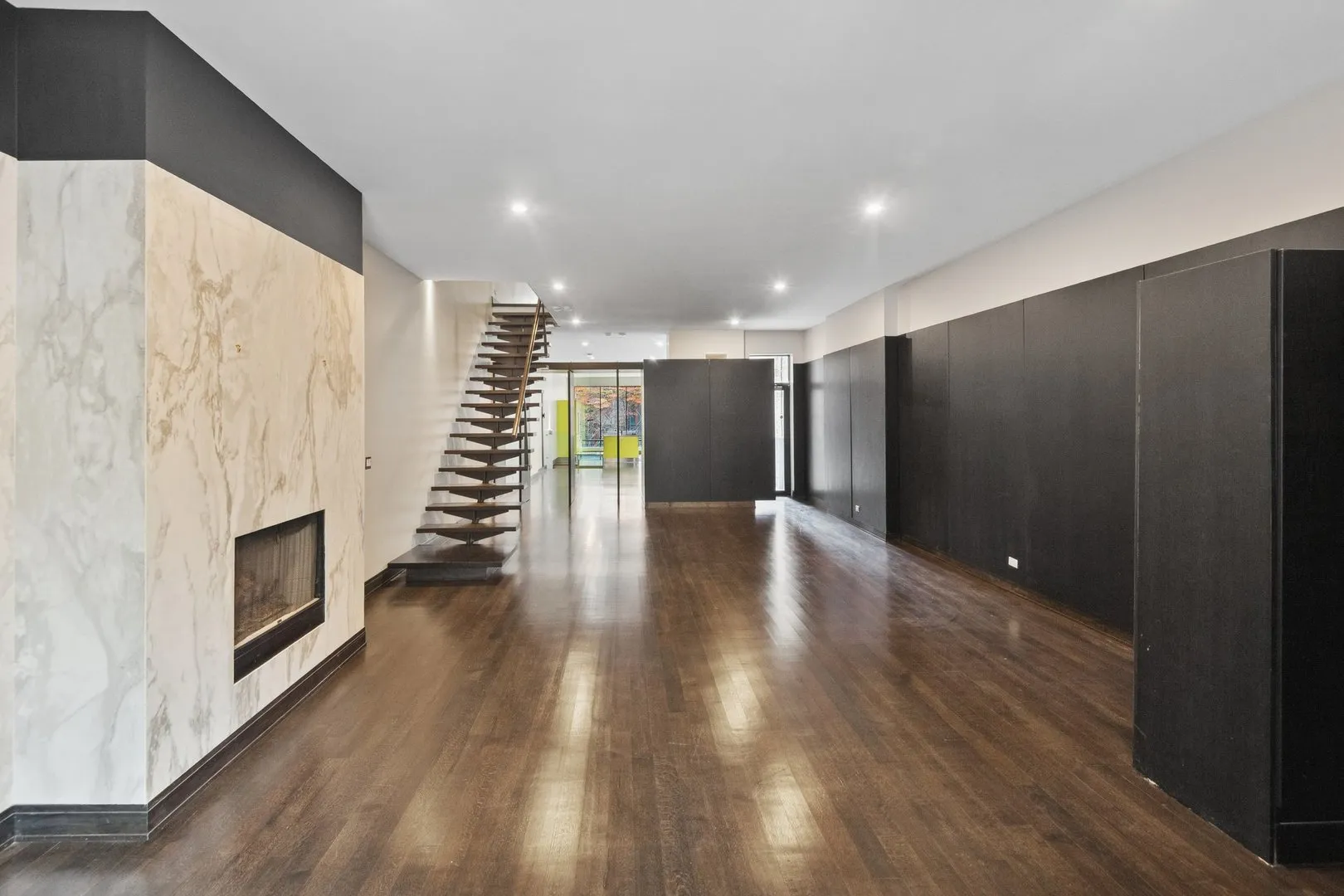 44 E Cedar St, , 60611, USA 60611-Chicago-IL