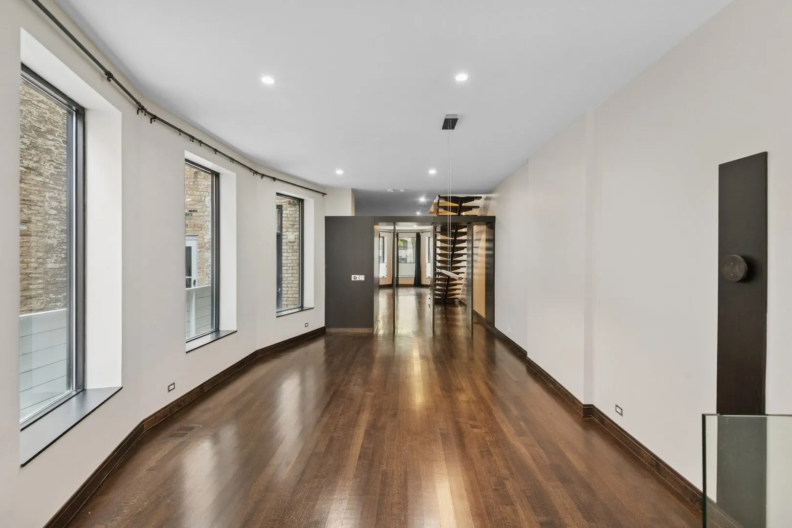 44 E Cedar St, , 60611, USA 60611-Chicago-IL