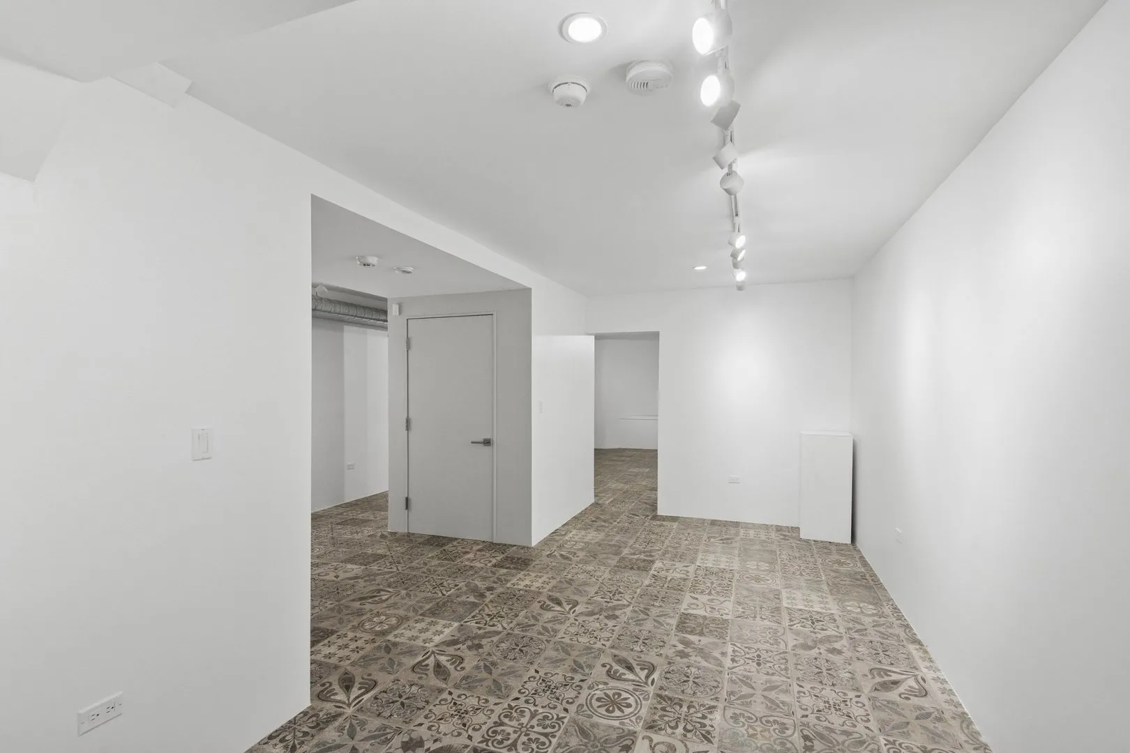 44 E Cedar St, , 60611, USA 60611-Chicago-IL