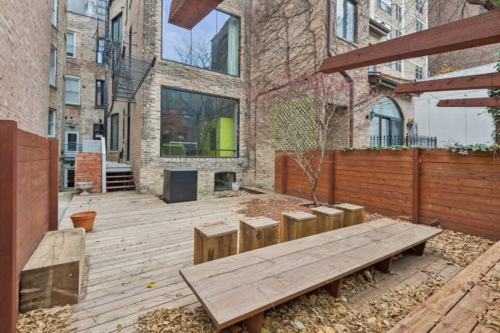 44 E Cedar St, , 60611, USA 60611-Chicago-IL