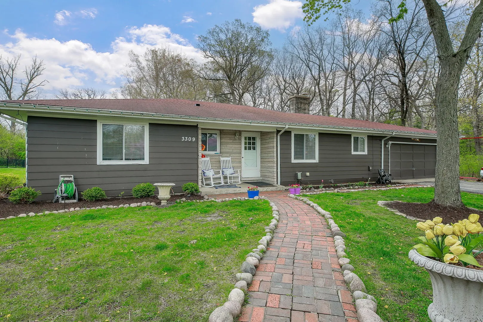 3309 York Rd, ,  60523, USA 60523-Oak Brook-IL