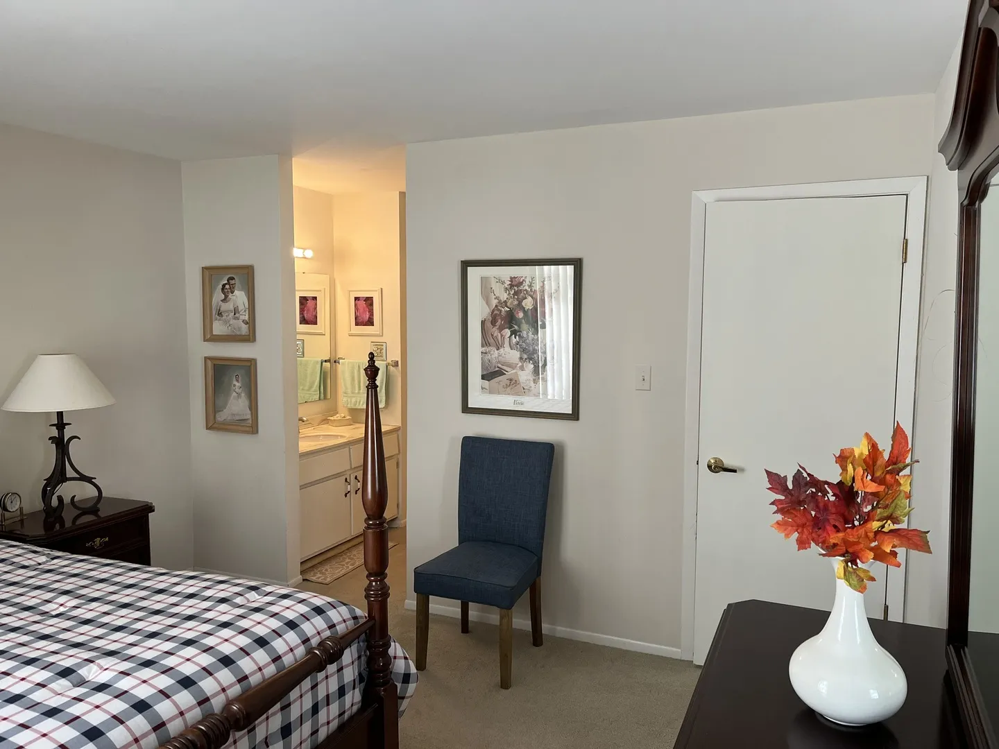 1607 Thames Ct, , 60189, USA 60189-Wheaton-IL