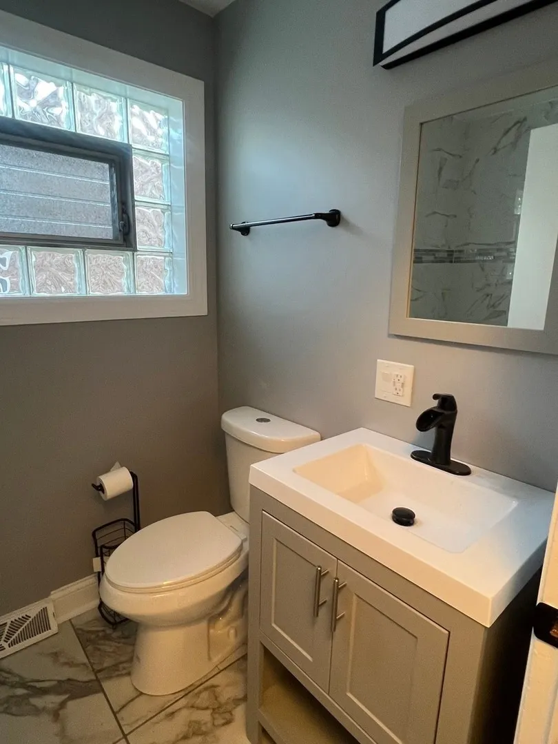 9241 S Emerald Ave, ,  60620, USA 60620-Chicago-IL