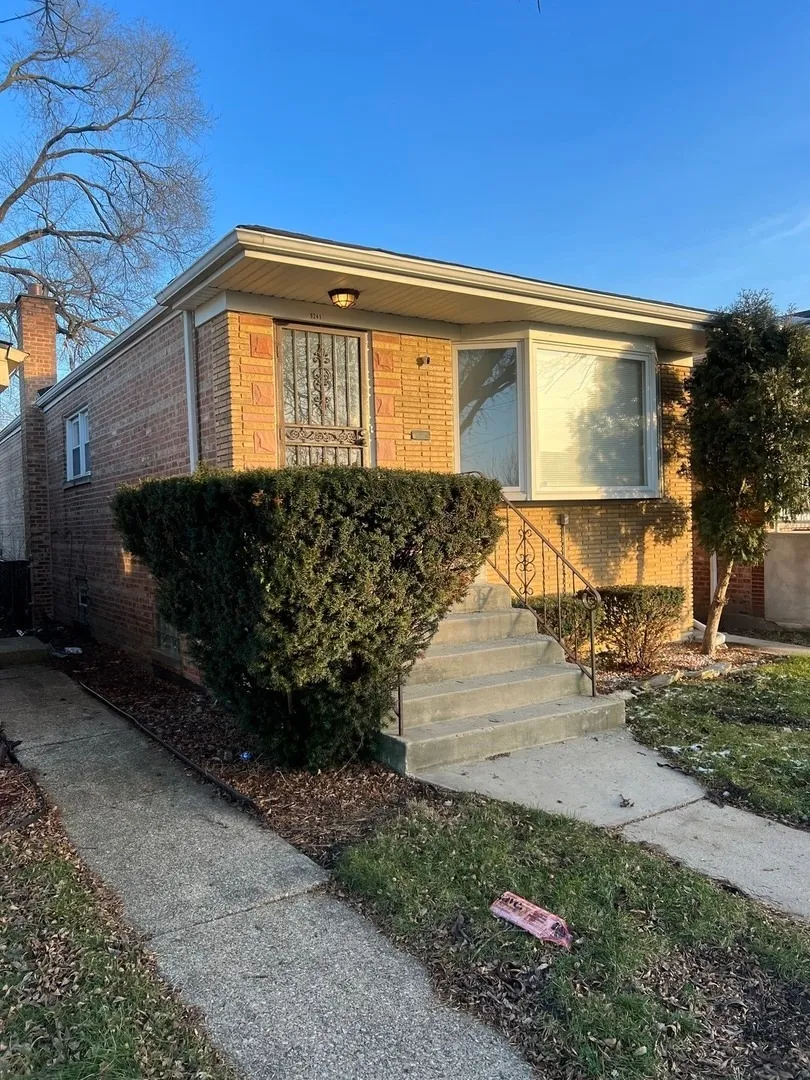 9241 S Emerald Ave, ,  60620, USA 60620-Chicago-IL