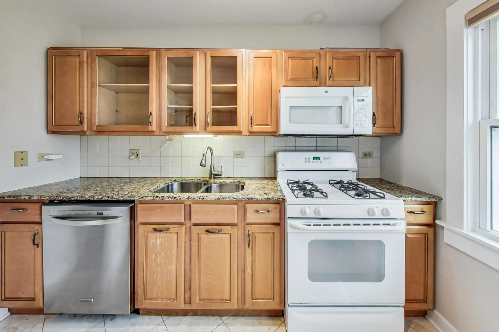 1327 Church St, , 60201, USA 60201-Evanston-IL