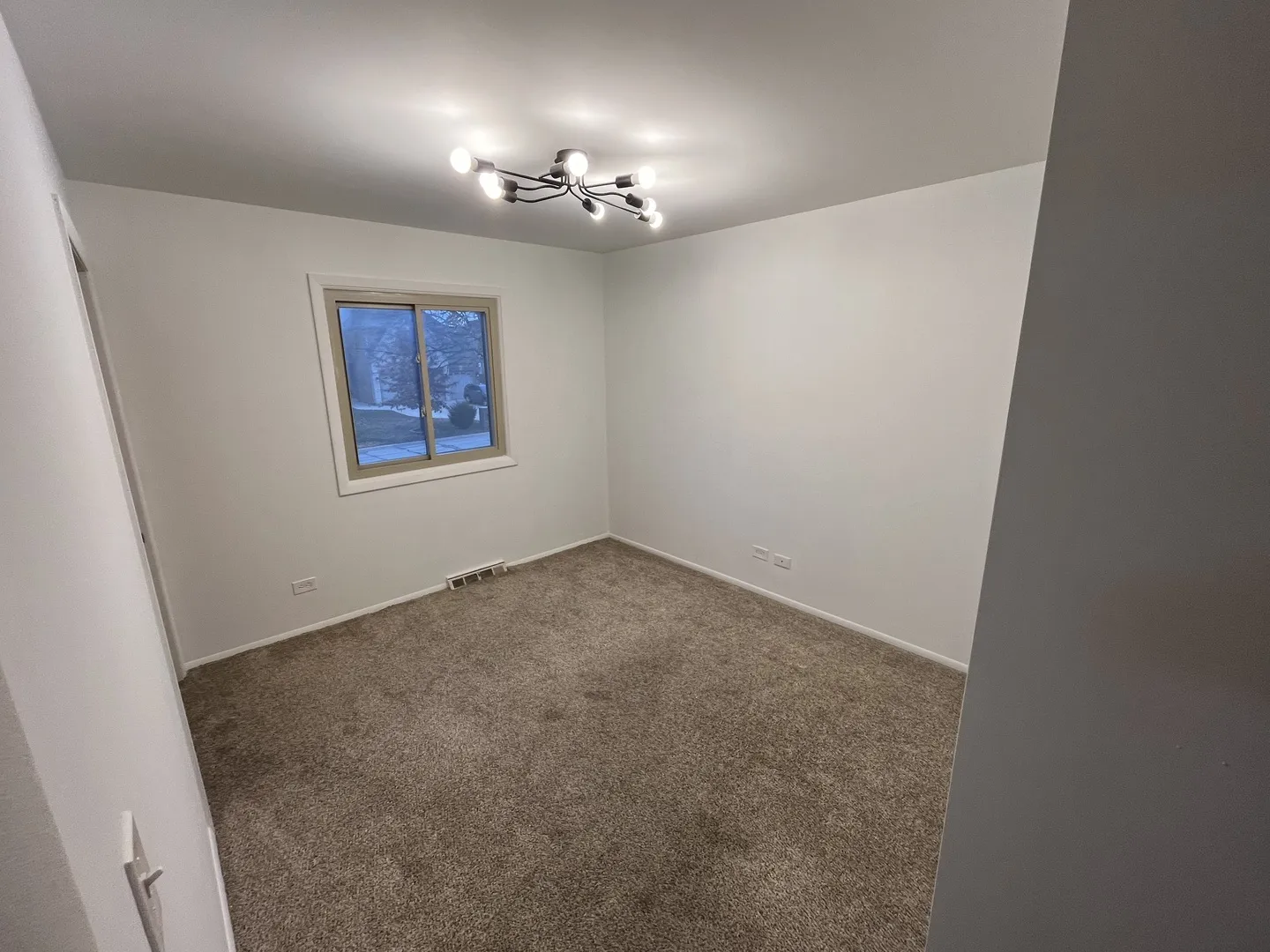 562 Van Auken St, , 60126, USA 60126-Elmhurst-IL
