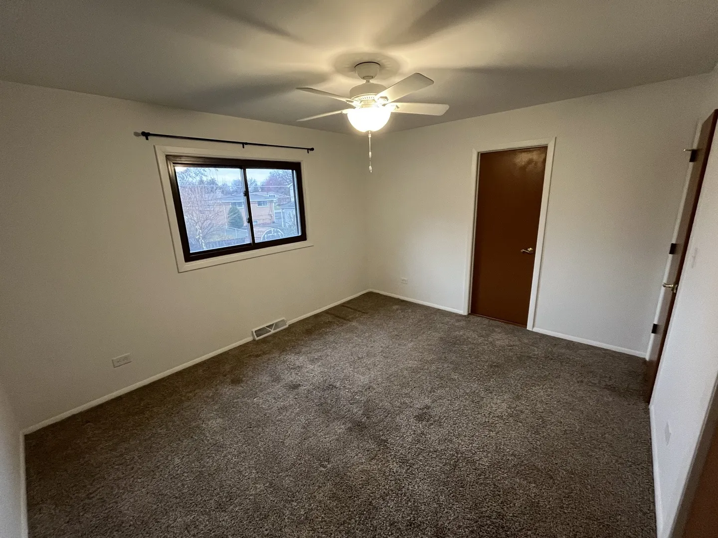 562 Van Auken St, , 60126, USA 60126-Elmhurst-IL