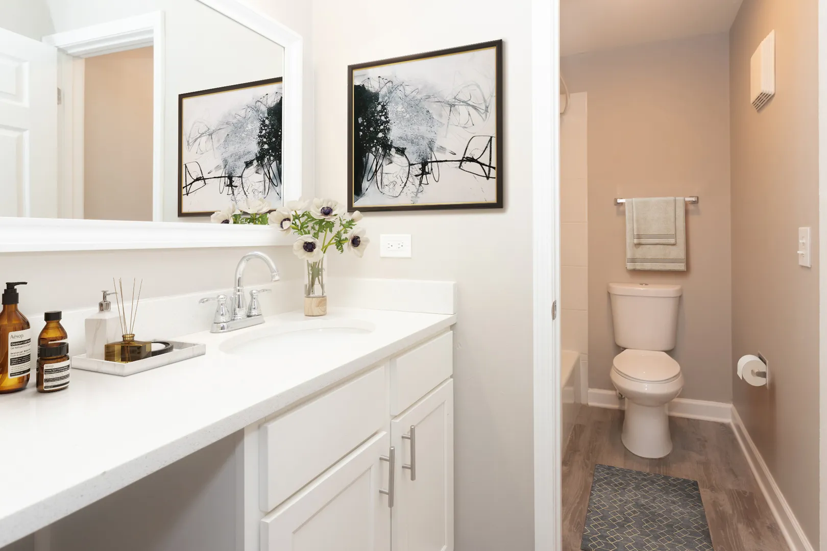 4400 W Lake Ave, , 60026, USA 60026-Glenview-IL