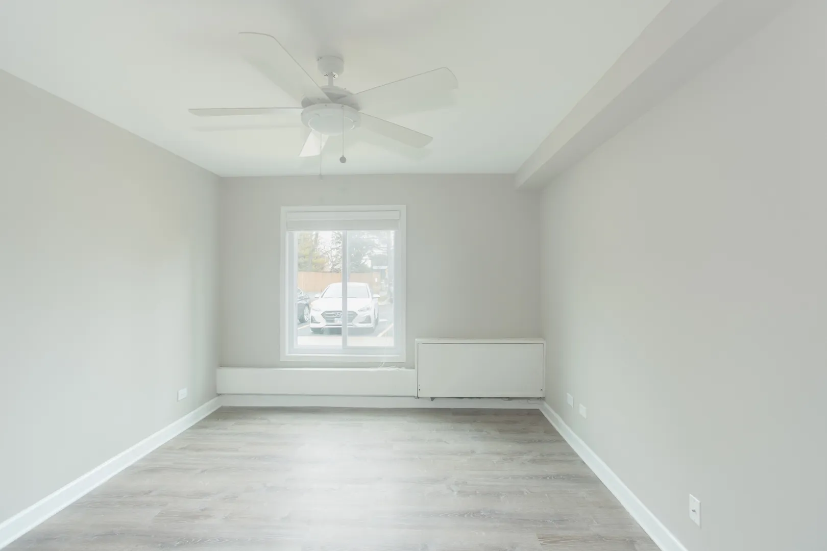 4250 W Lake Ave, ,  60026, USA 60026-Glenview-IL