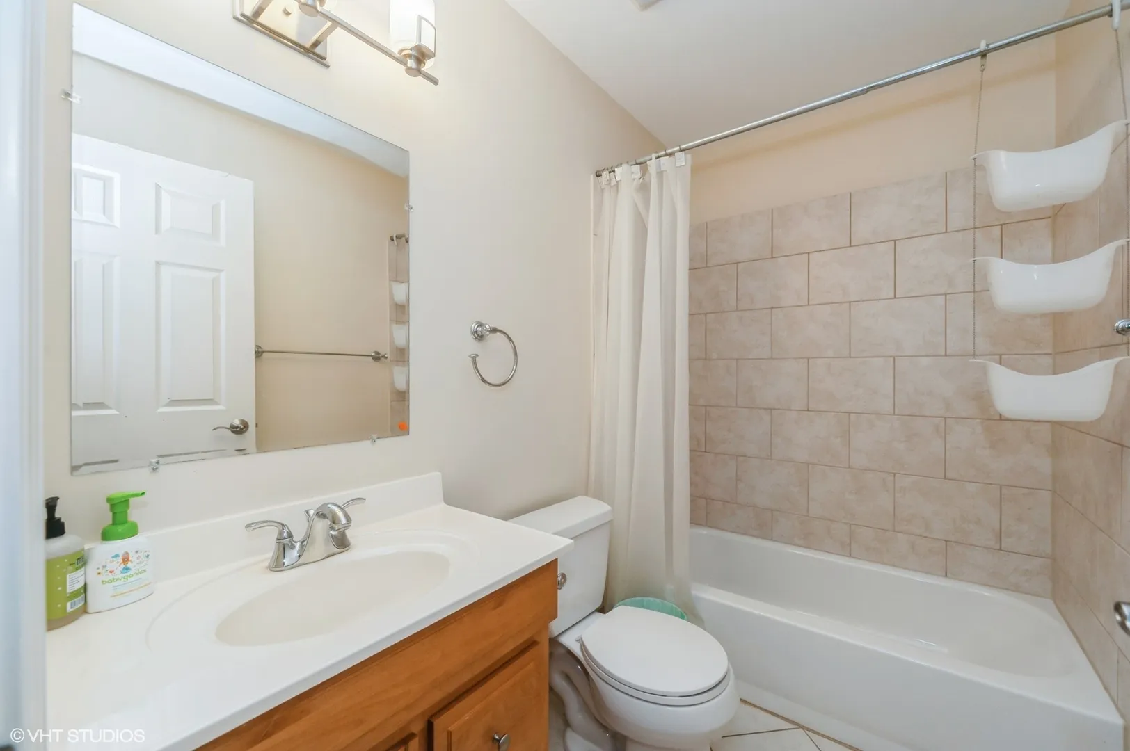 50 Cedar Ln, ,  60069, USA 60069-Lincolnshire-IL