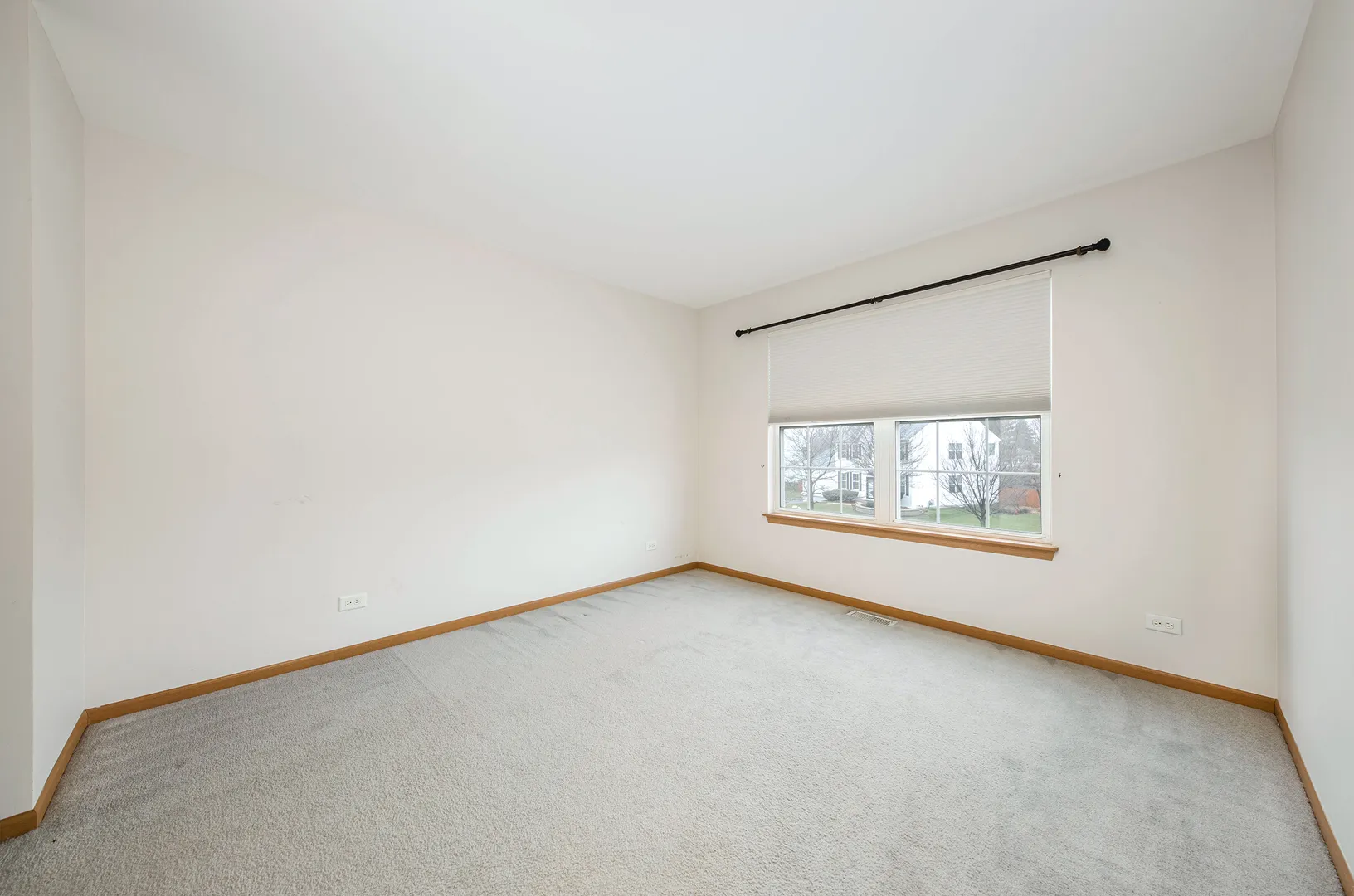708 Woodewind Dr, , 60563, USA 60563-Naperville-IL