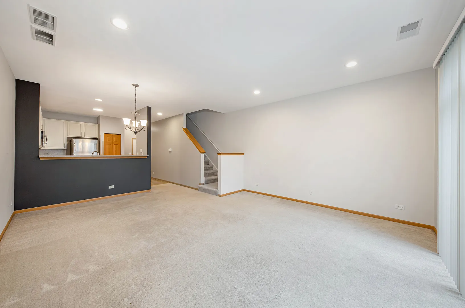 708 Woodewind Dr, , 60563, USA 60563-Naperville-IL