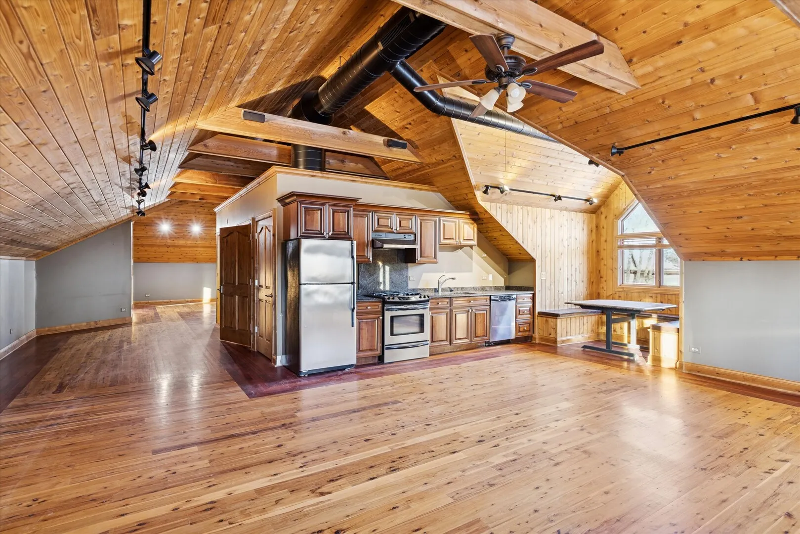 16W125 89th Pl, ,  60527, USA 60527-Burr Ridge-IL