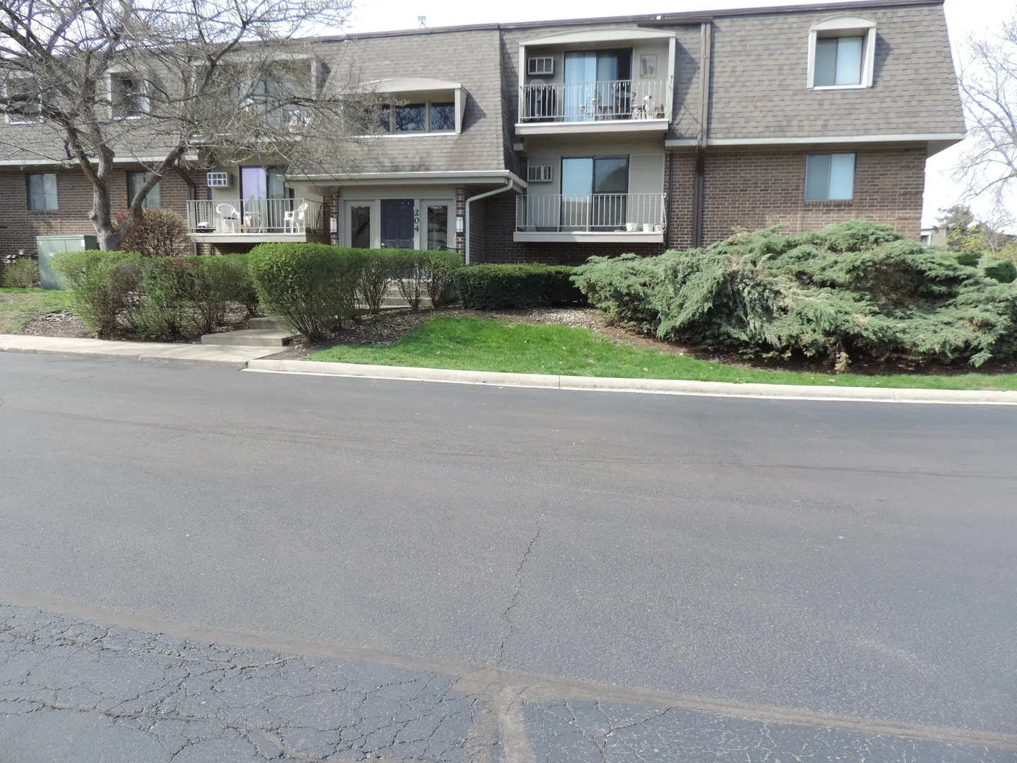 204 E Bailey Rd, , 60565, USA 60565-Naperville-IL