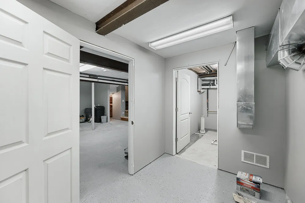2404 Ridge Ave, ,  60201, USA 60201-Evanston-IL