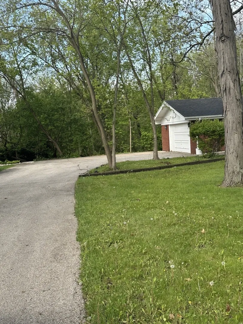 2030 Crestwood Ln, , 60067, USA 60067-Palatine-IL