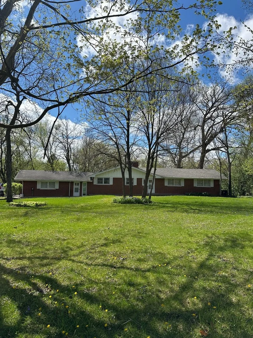 2030 Crestwood Ln, , 60067, USA 60067-Palatine-IL