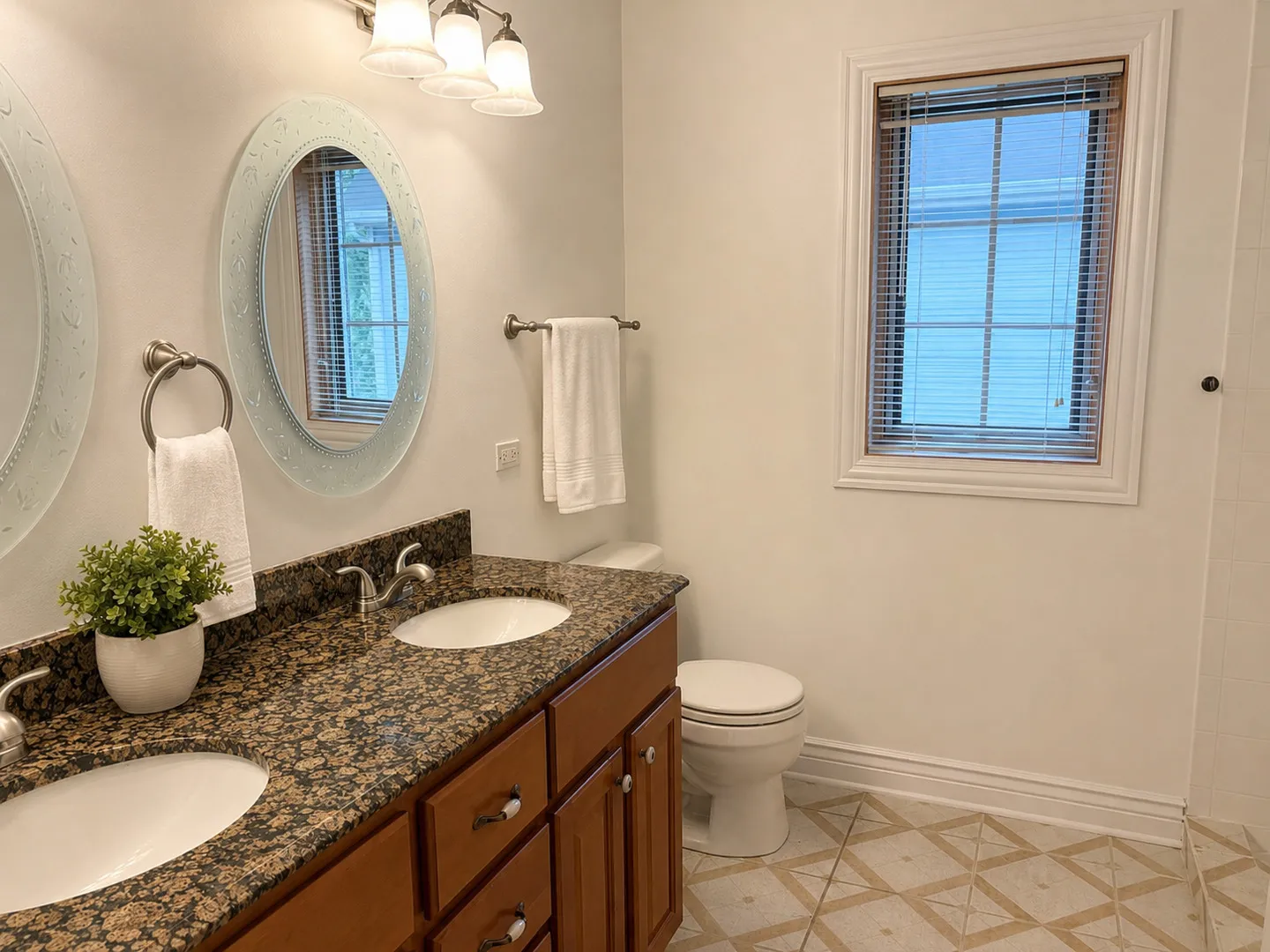 1759 Dewes St, , 60025, USA 60025-Glenview-IL