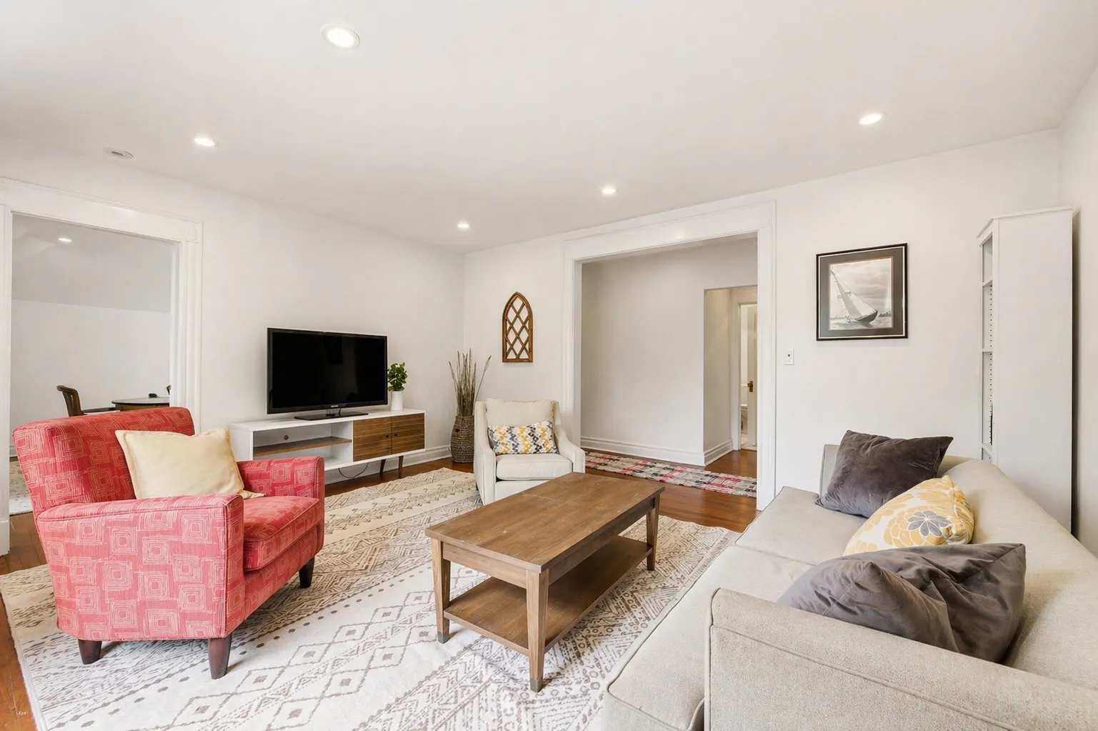 235 Greenwood St, ,  60201, USA 60201-Evanston-IL