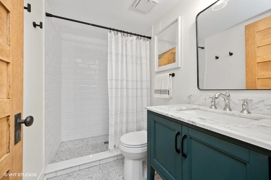 1217 Ridge Ave, , 60202, USA 60202-Evanston-IL