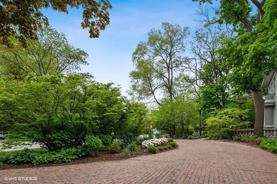 1217 Ridge Ave, , 60202, USA 60202-Evanston-IL